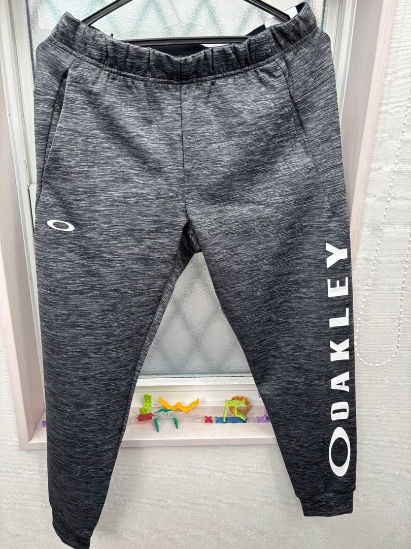 新品タグ付OAKLEY EN 3RDG フーディジャケット パンツ セットアップ