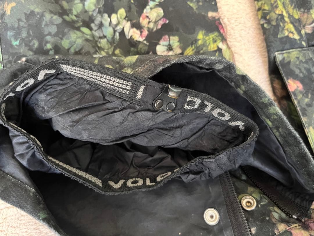 VOLCOM スノーボードウェアパンツMサイズ