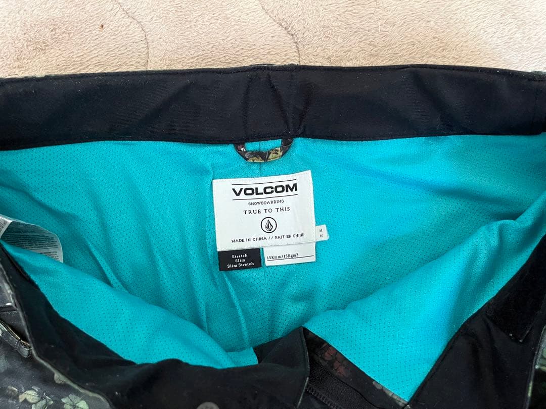 VOLCOM スノーボードウェアパンツMサイズ