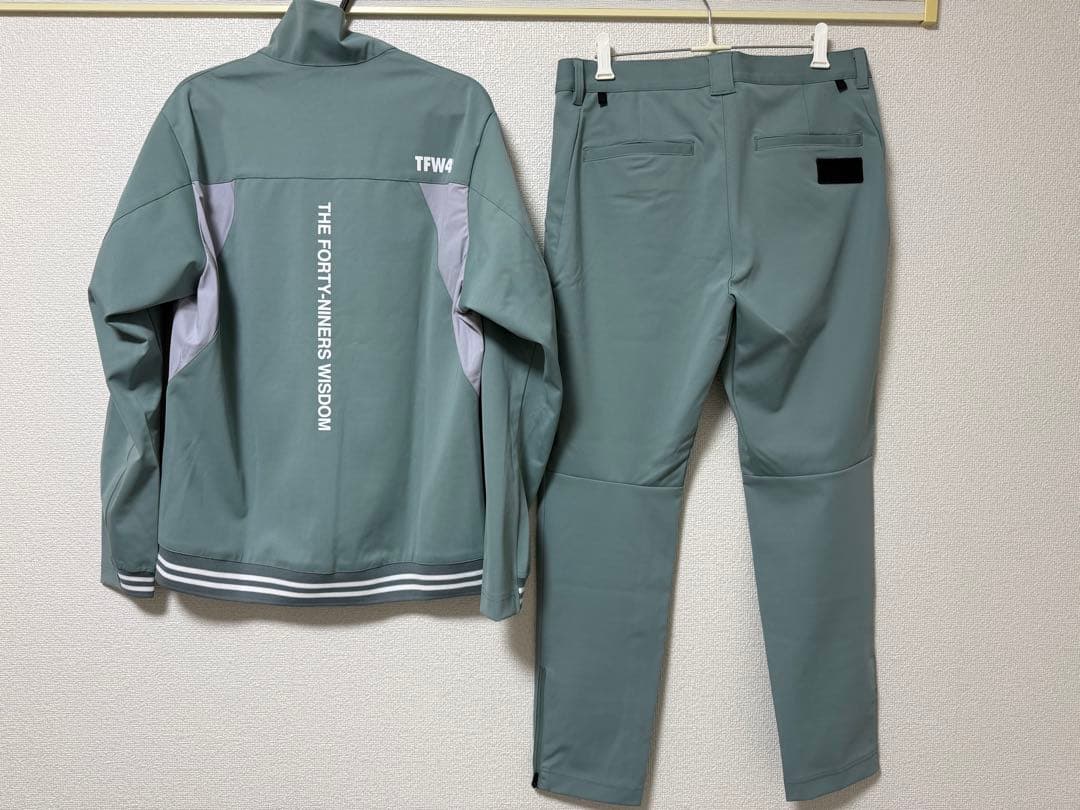 TWF49 セットアップ Sサイズ