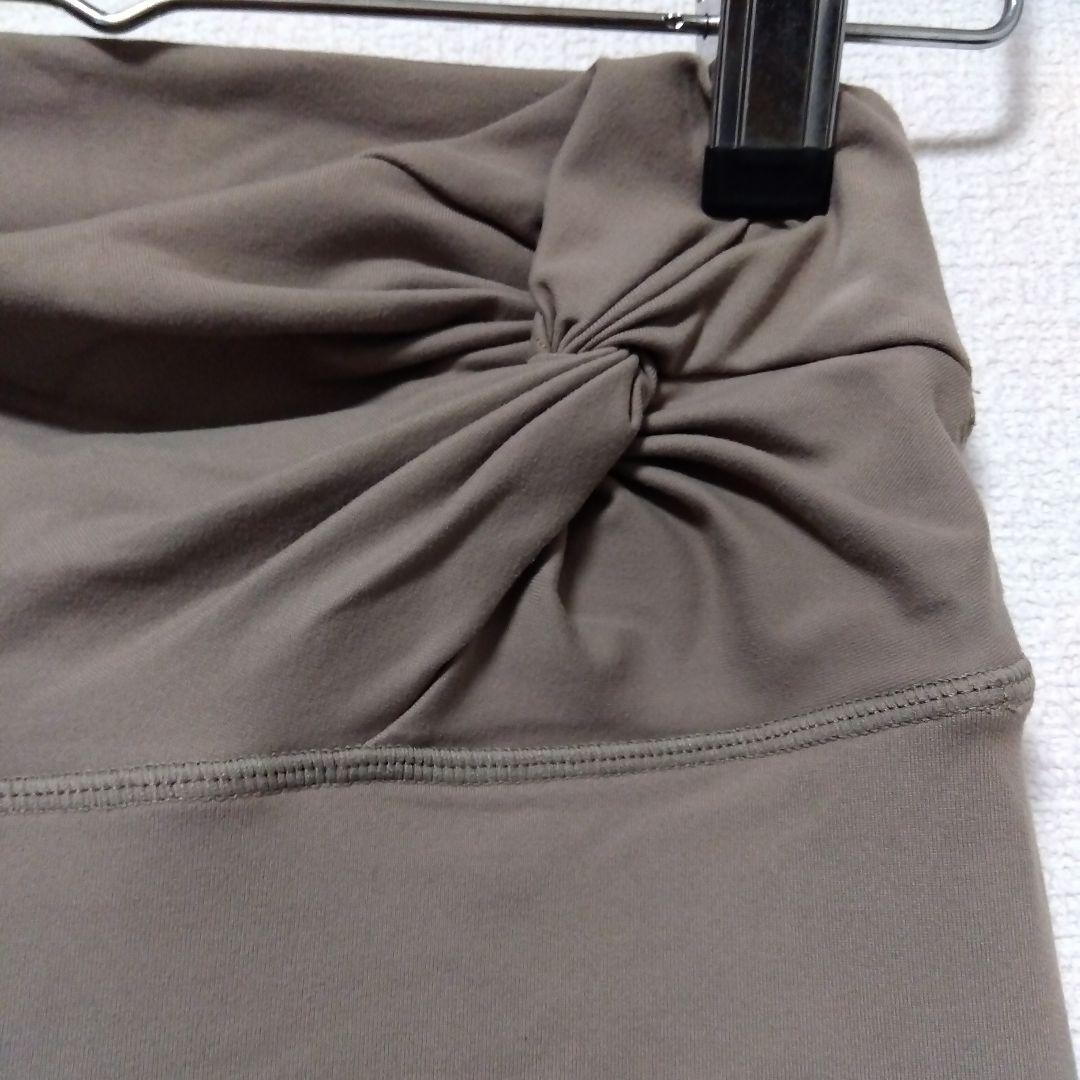 sakuraブラトップ、キャミ、レギンスのセット