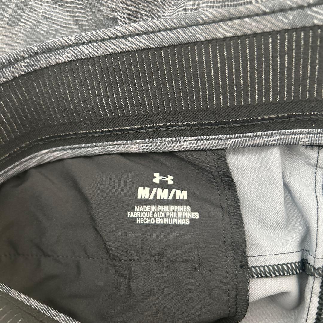 Under Armour メンズパンツ M ダークグレー 葉柄