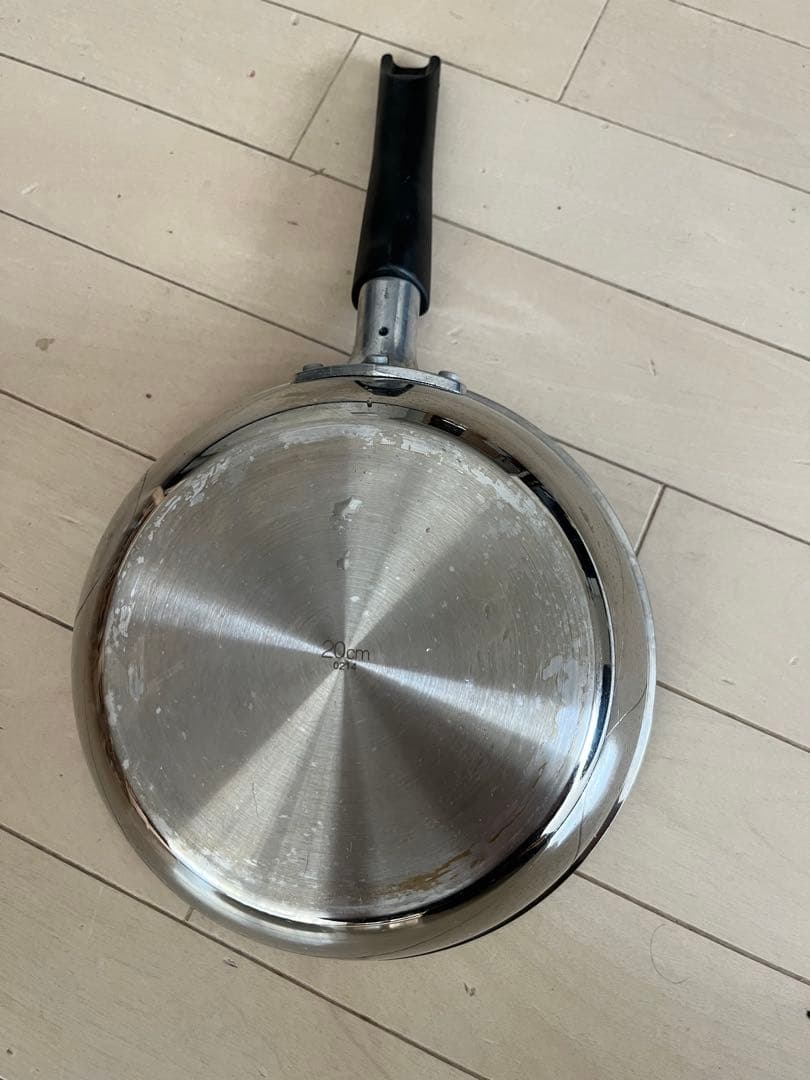 アムウェイ　ノンスティックフライパン　20cm