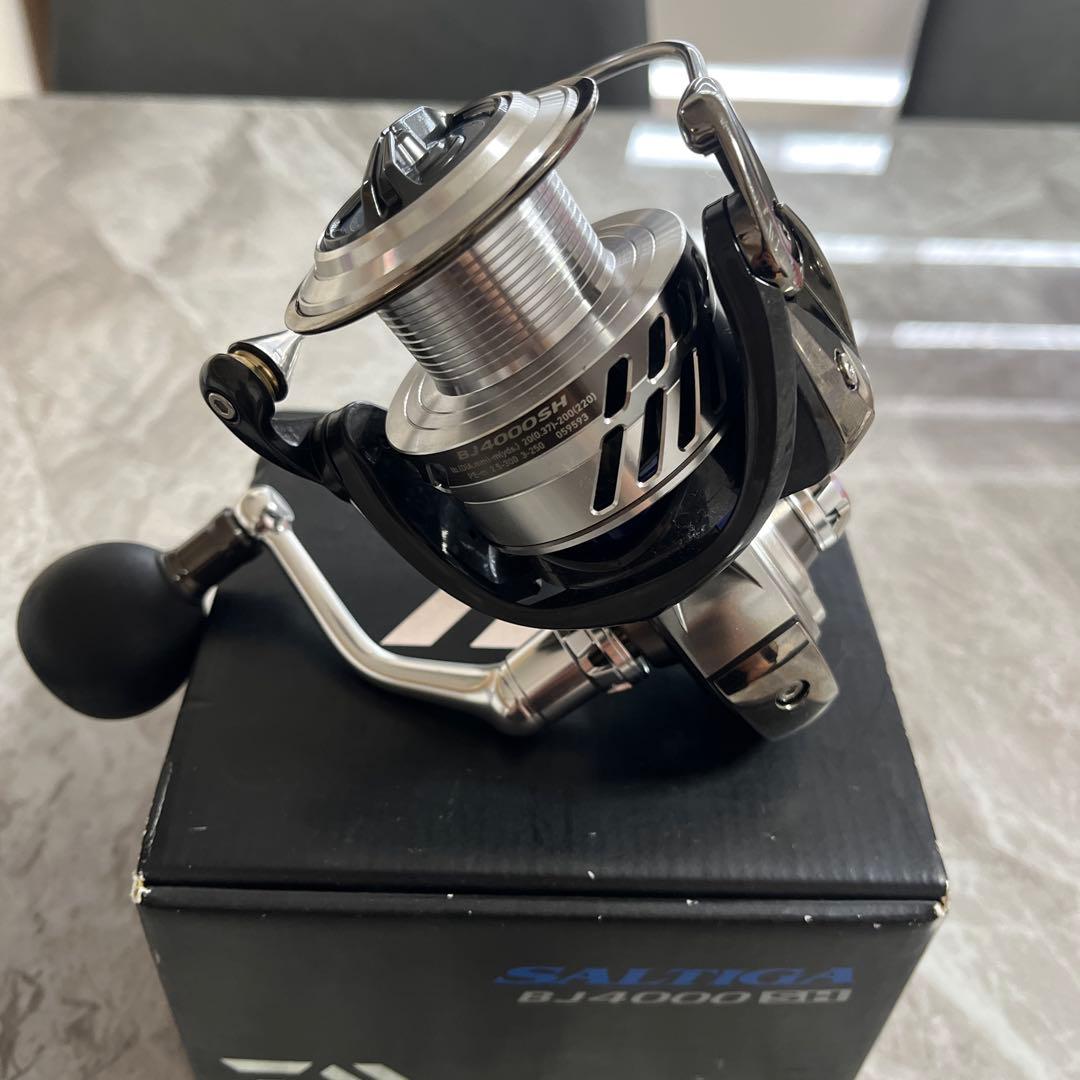 Daiwa SALTIGA BJ4000H スピニングリール