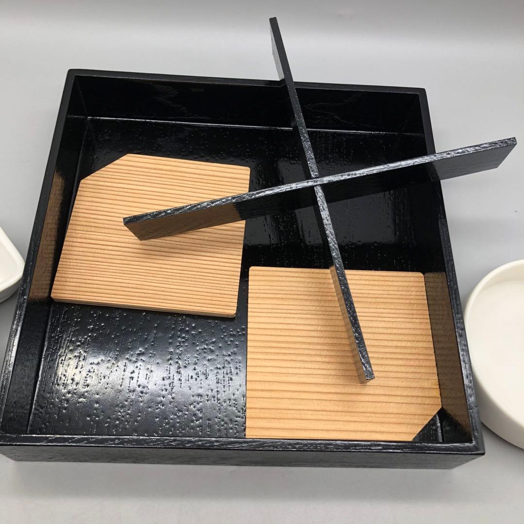 新品未使用京都旭漆工房漆塗り松花堂弁当箱仕切り器セットおもてなし懐石料亭料理4組