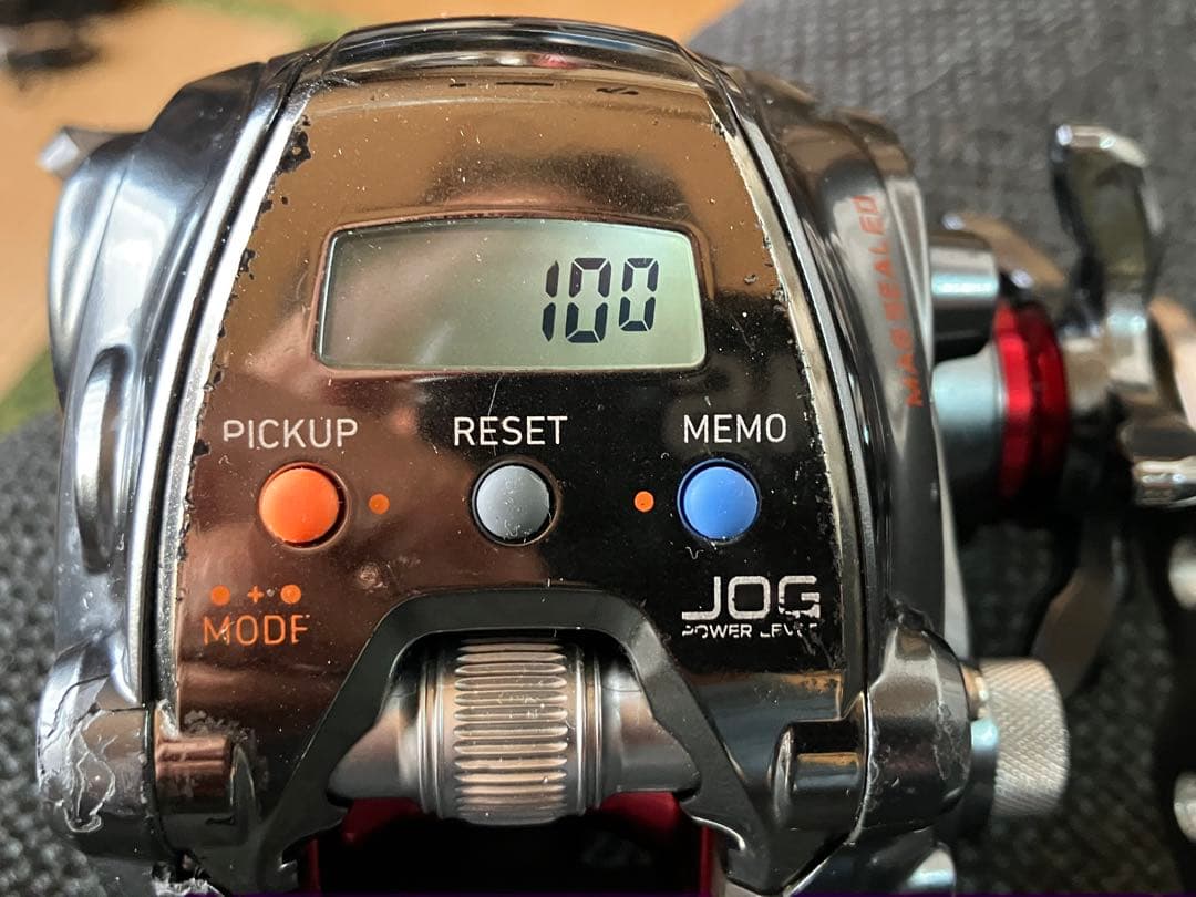 ダイワ電動リール　シーボーグ200J 右ハンドル【作動良好】