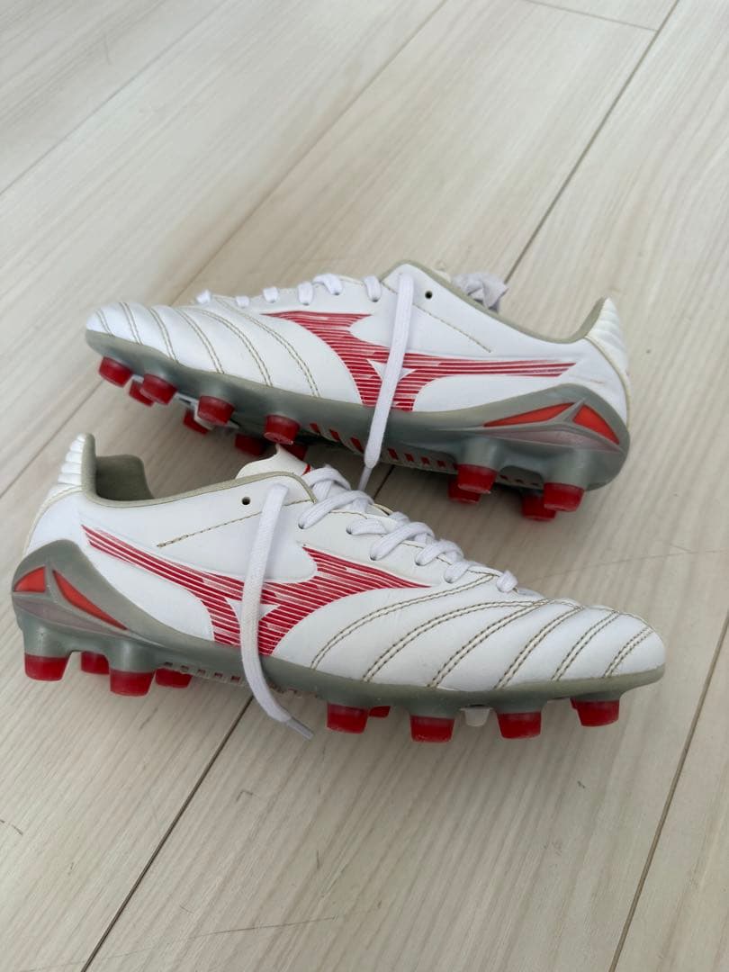 モナルシーダ NEO III PRO サッカーシューズ　22.0cm