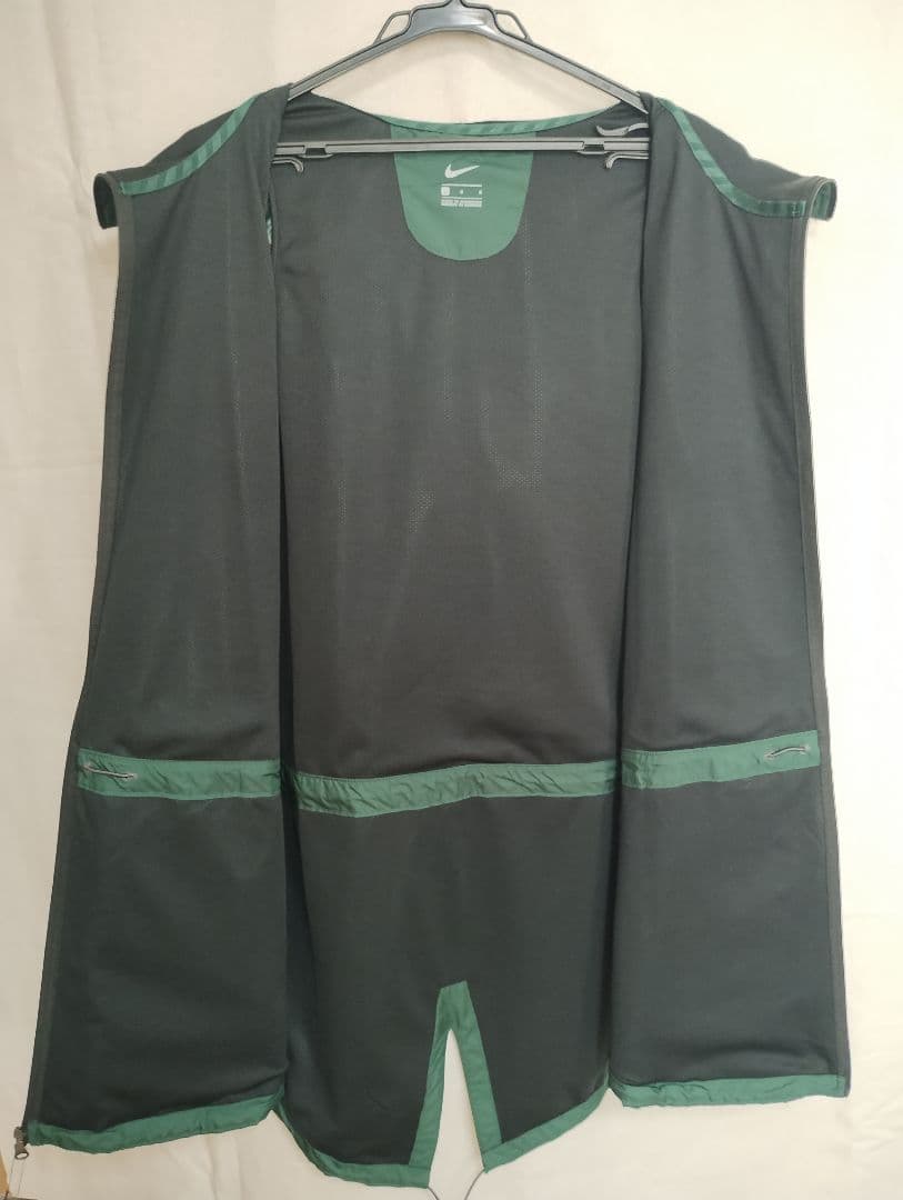 NIKE ナイキ MichiganState ウインドブレーカー 緑 グリーン