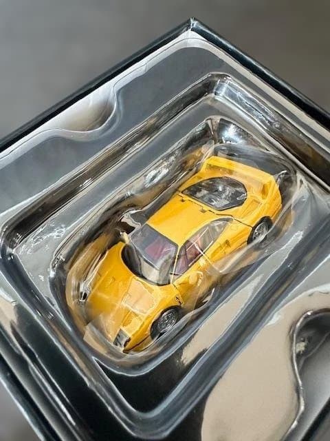 【未使用・TOMYTEC】フェラーリ F40（黄色）　Ferrari F40
