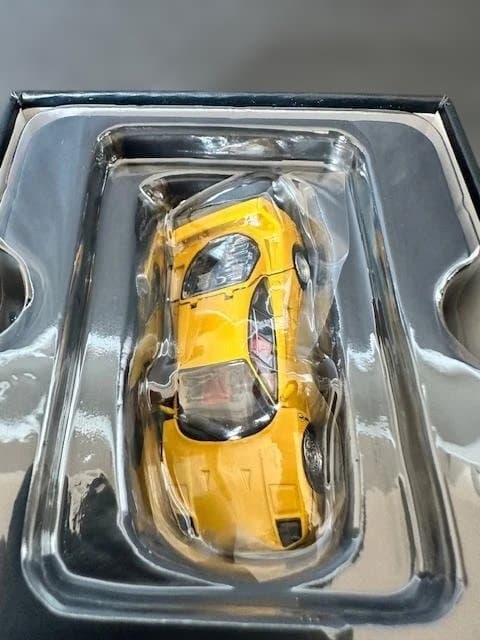 【未使用・TOMYTEC】フェラーリ F40（黄色）　Ferrari F40