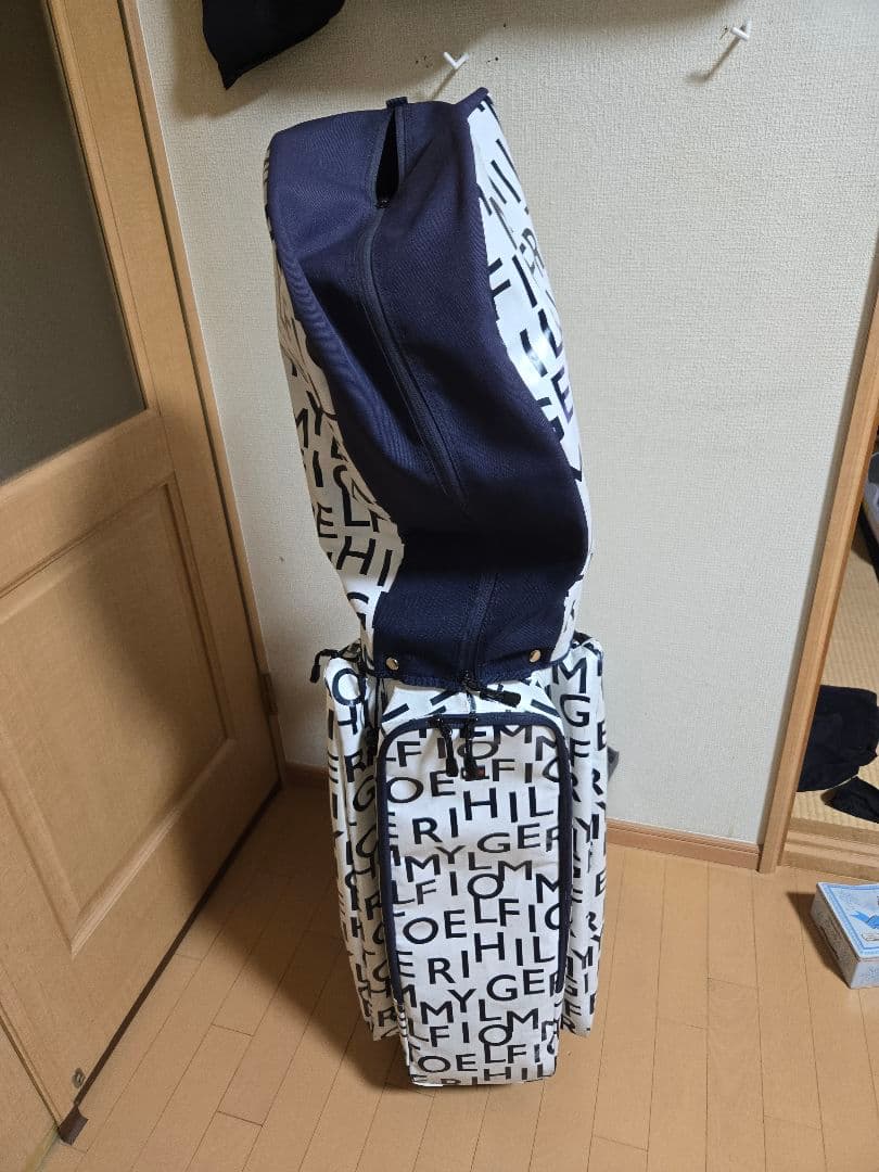 トミーヒルフィガーキャディバッグ