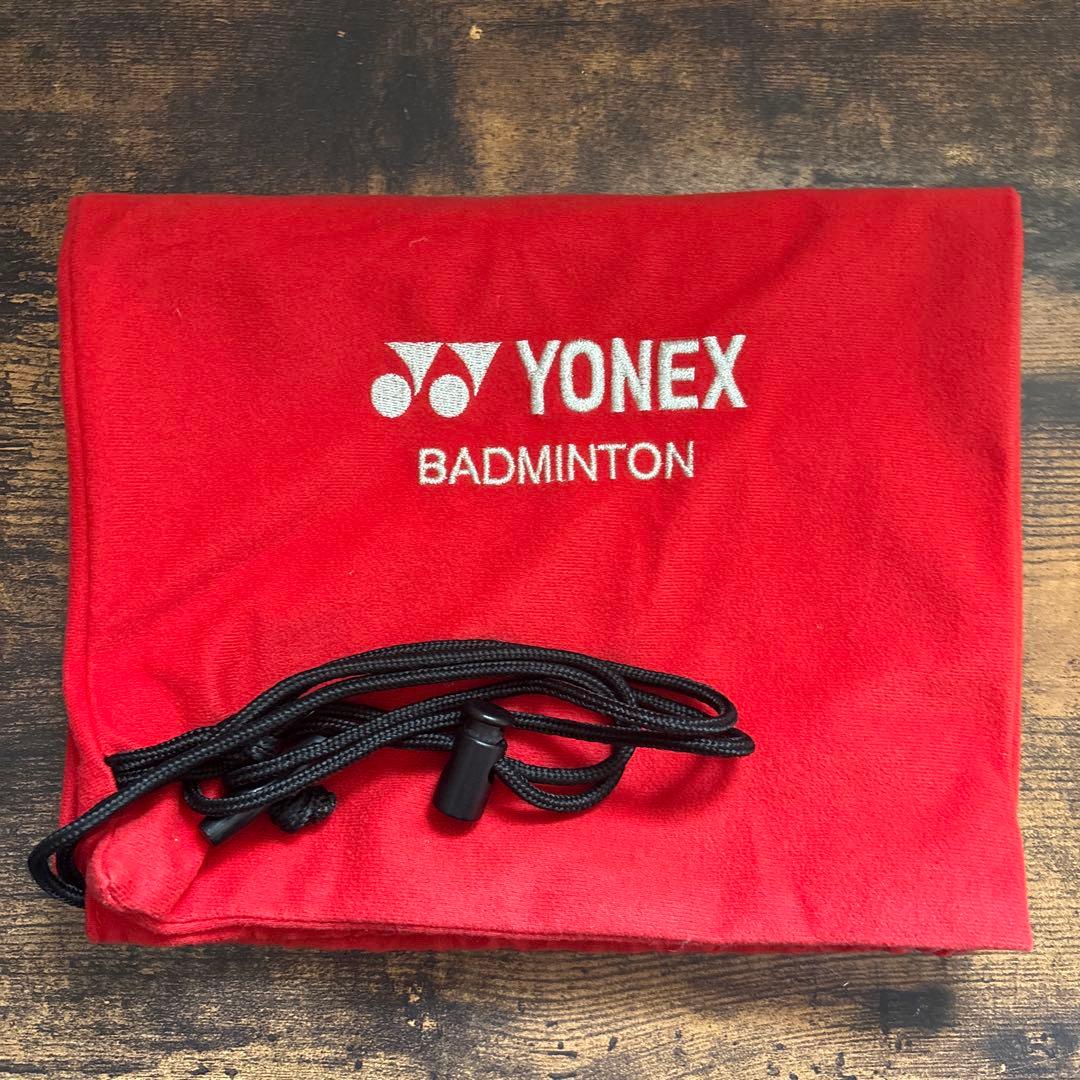 YONEX アストロクス88dプロ 4UG5