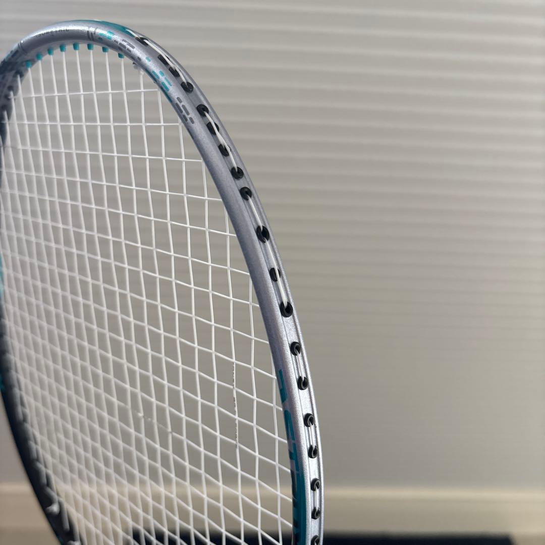 YONEX アストロクス88dプロ 4UG5