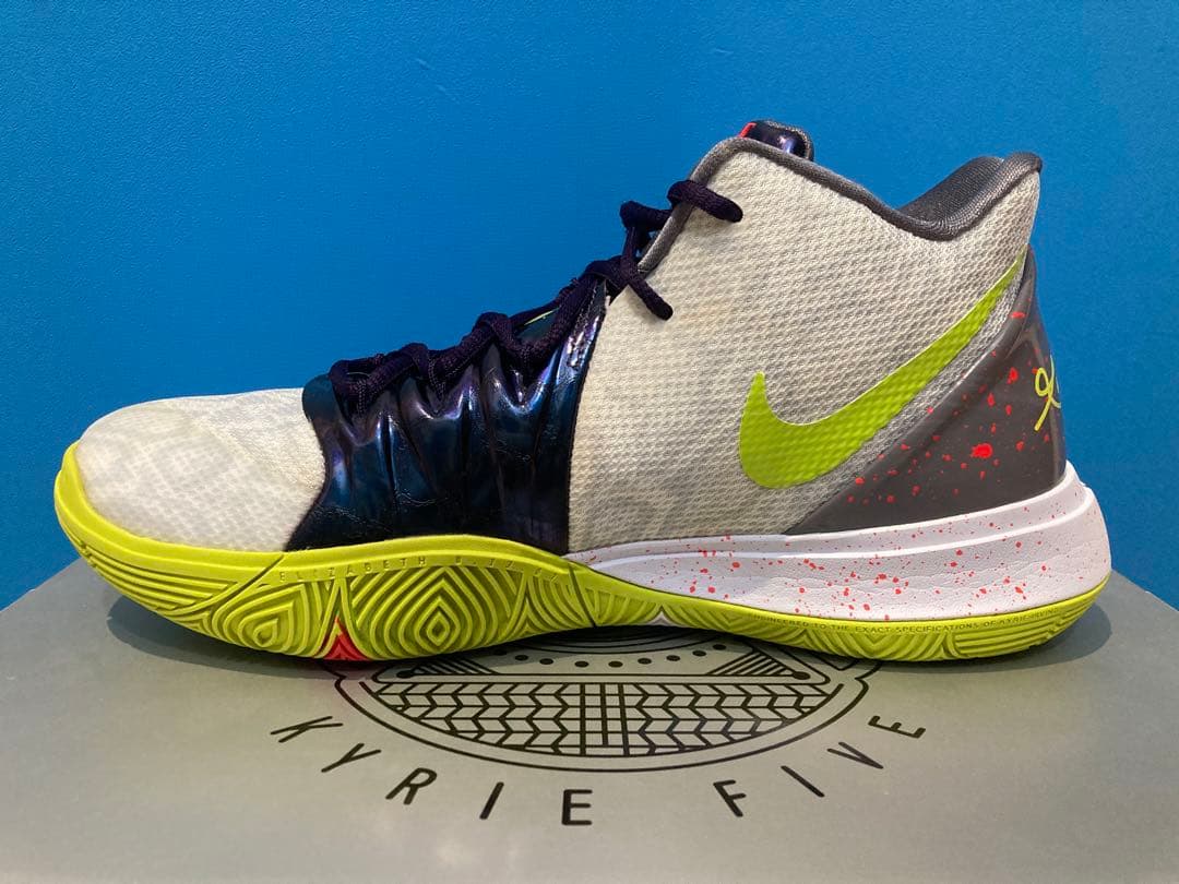 Nike Kyrie 5 ナイキ カイリー5