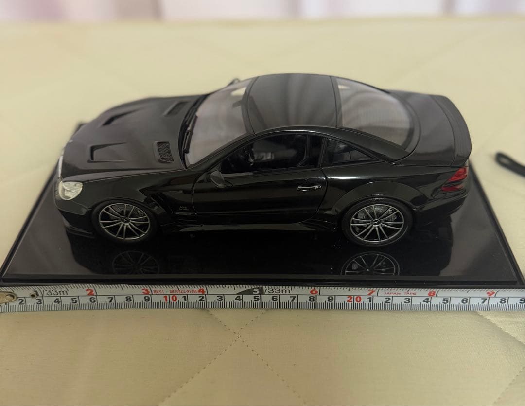 ミニカー Mercedes-Benz SL65 AMG Black Series1/18