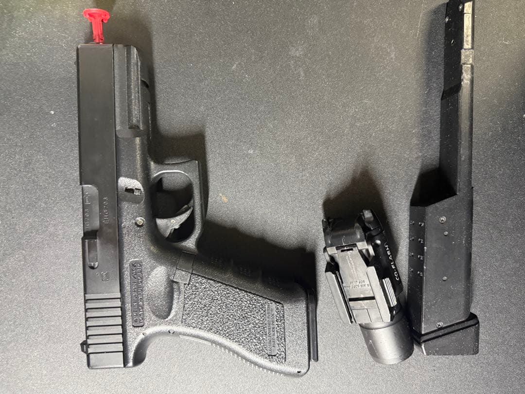 Glock 18c 電動ガン 拡張マガジン付き