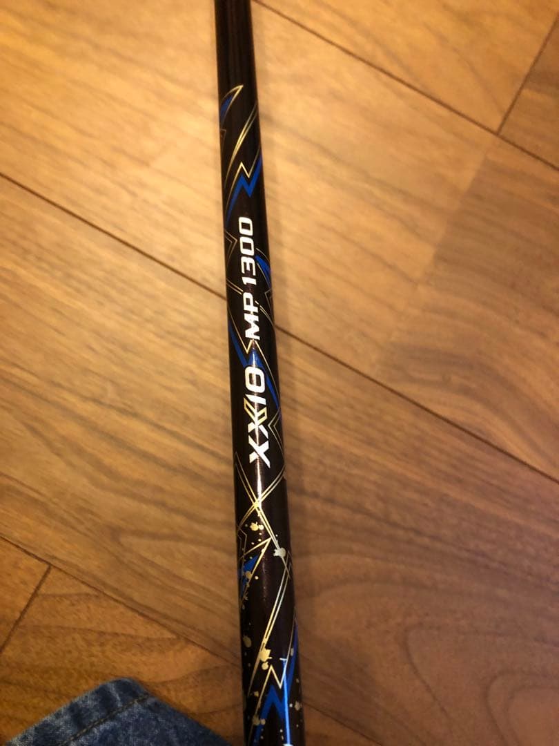 ダンロップ　ゼクシオ13　ドライバー 10.5° 純正カーボン R レッド ★