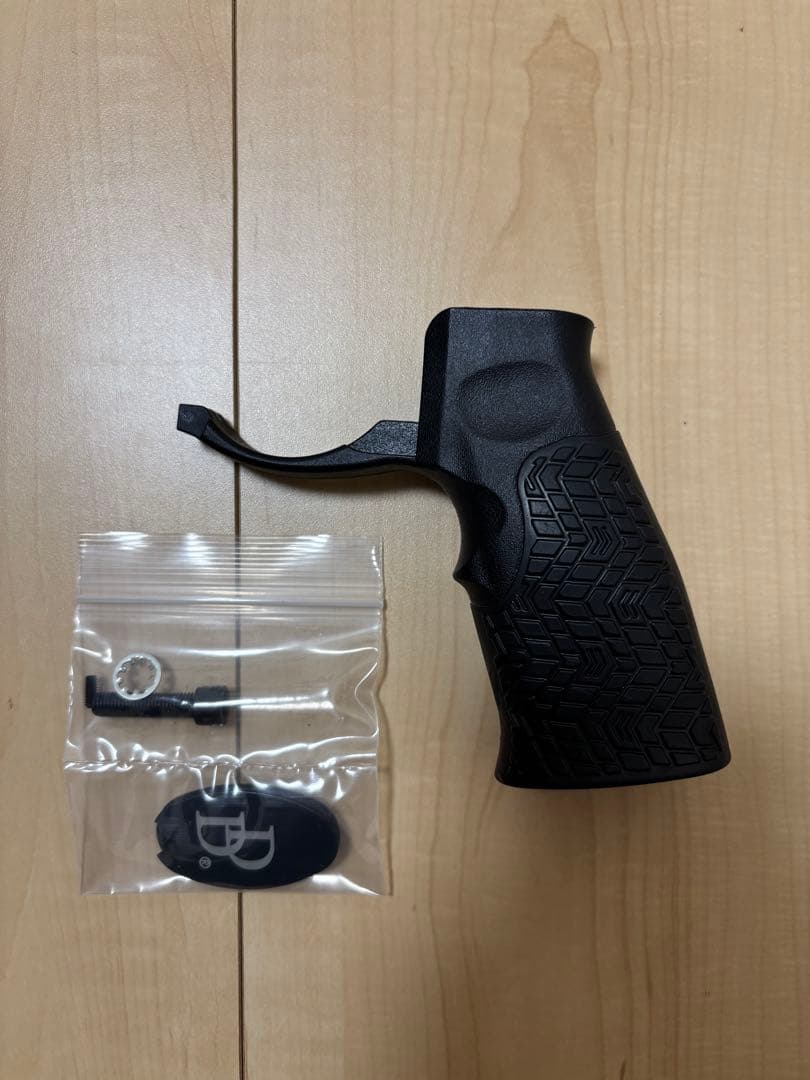 実物　Daniel Defense Pistol Grip ダニエルディフェンス