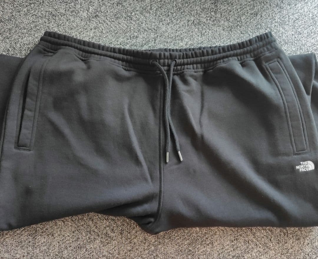 THE NORTH FACE メンズ ブラックスウェットパンツ XL