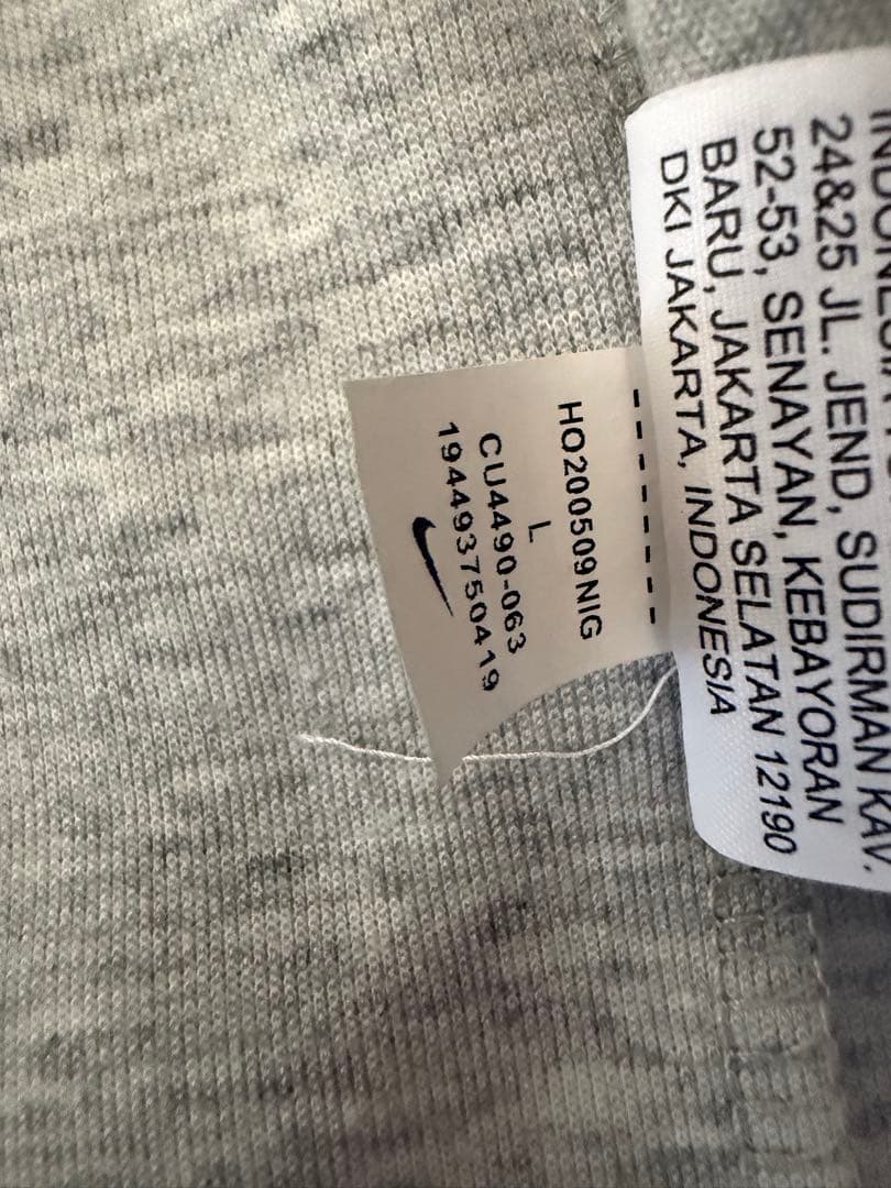 NIKEテックフリース　メンズS相当