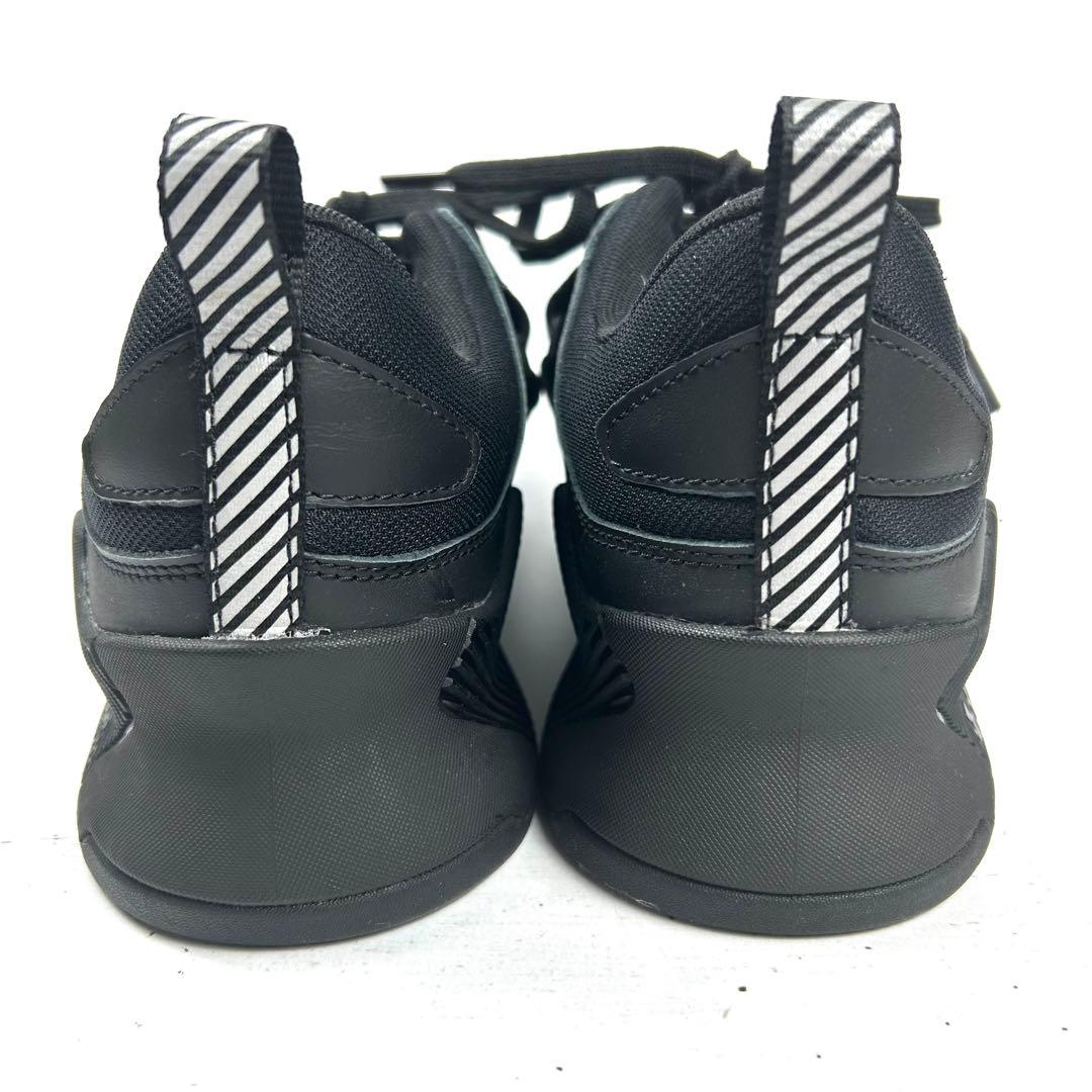 【美品】 アンダーアーマー UAレイン リフター　黒 25.5