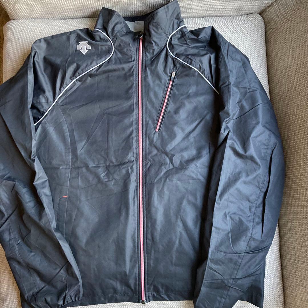 【未使用に近い】デサント セットアップ　ナイロン　サイズXA（2XL）　大きい
