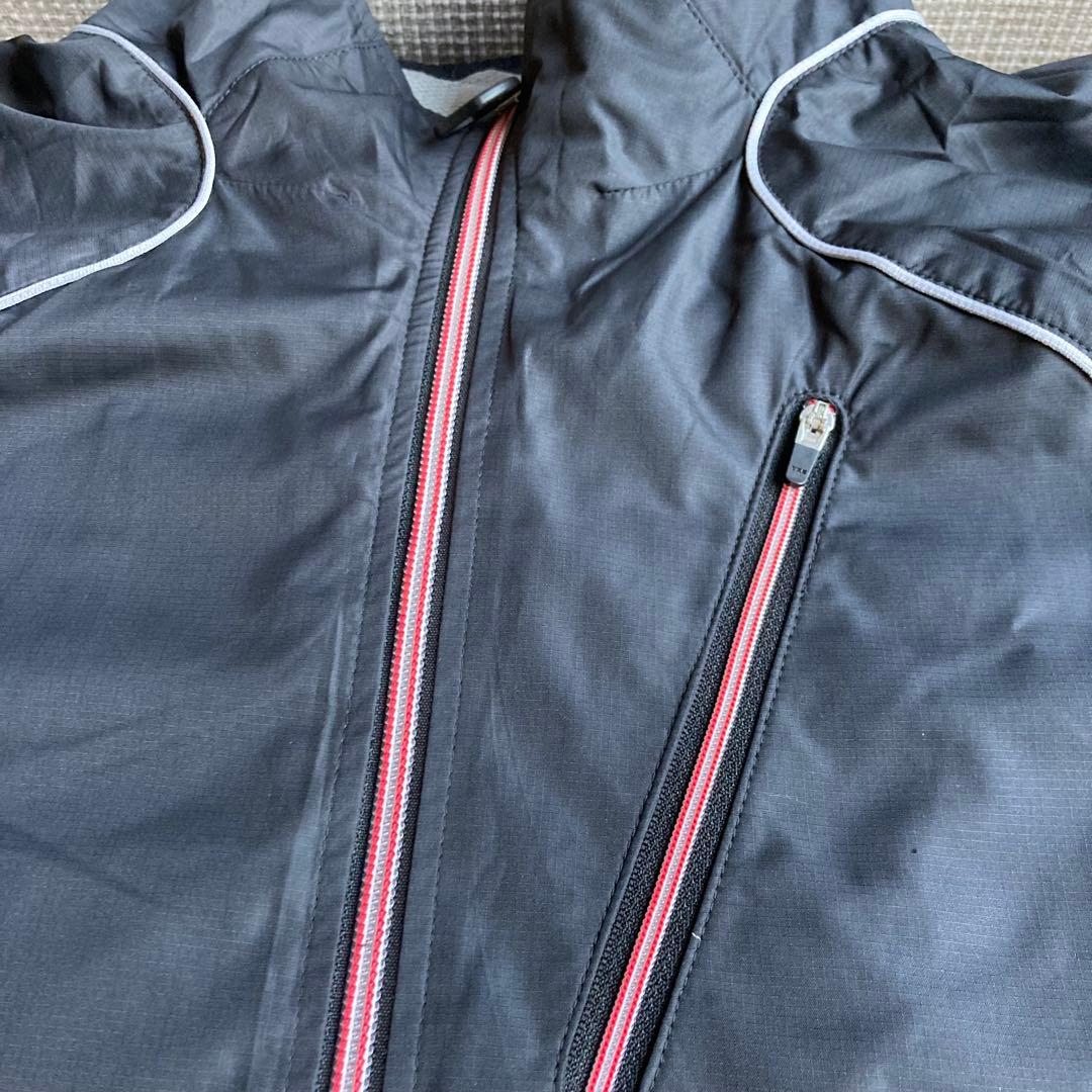 【未使用に近い】デサント セットアップ　ナイロン　サイズXA（2XL）　大きい