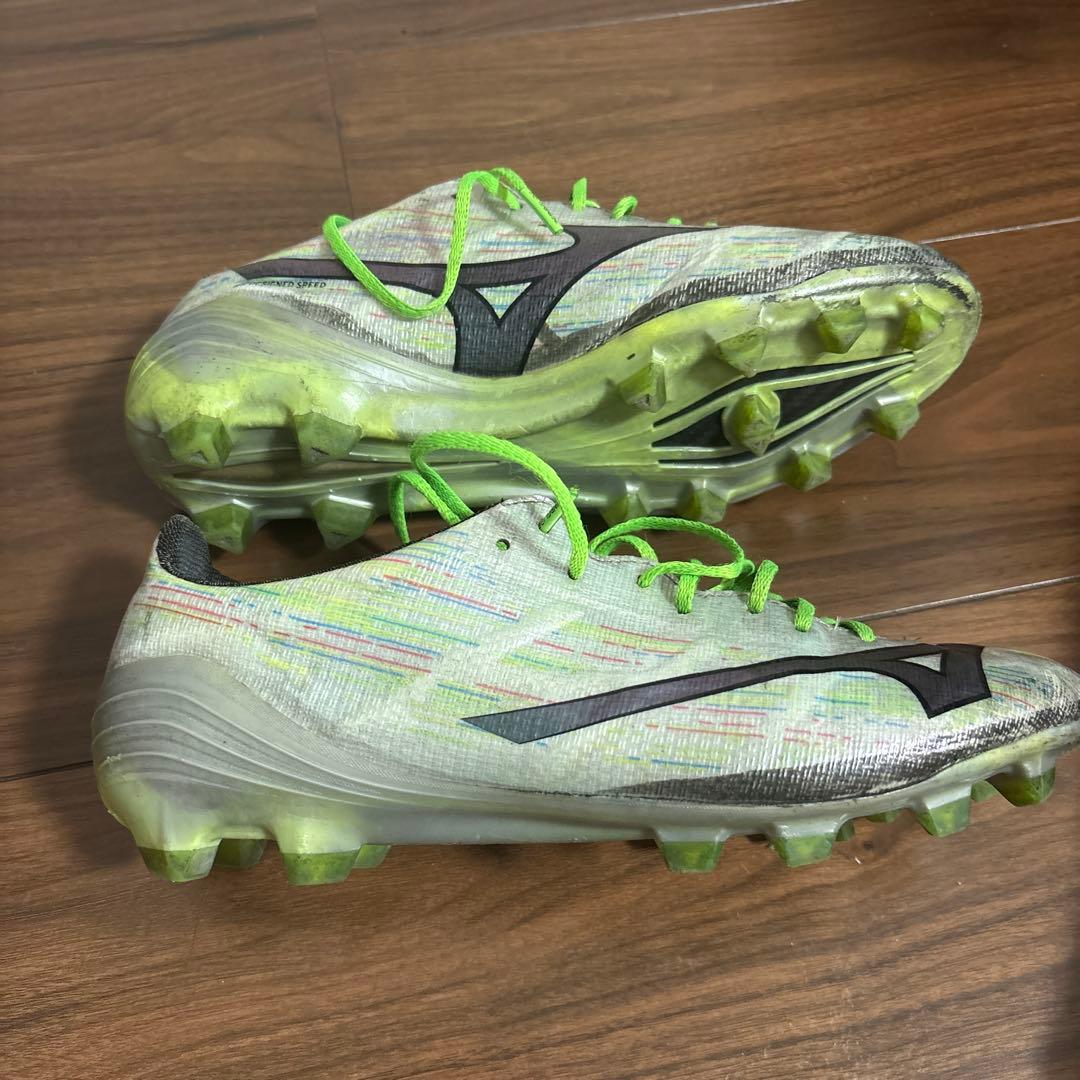 Mizuno アルファJapanサッカーシューズ スパイク シルバー/グリーン