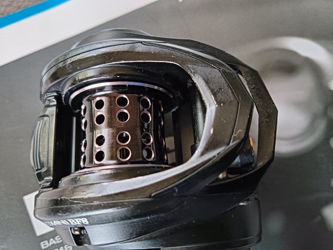 Abu Garcia ロキサーニBF8　右