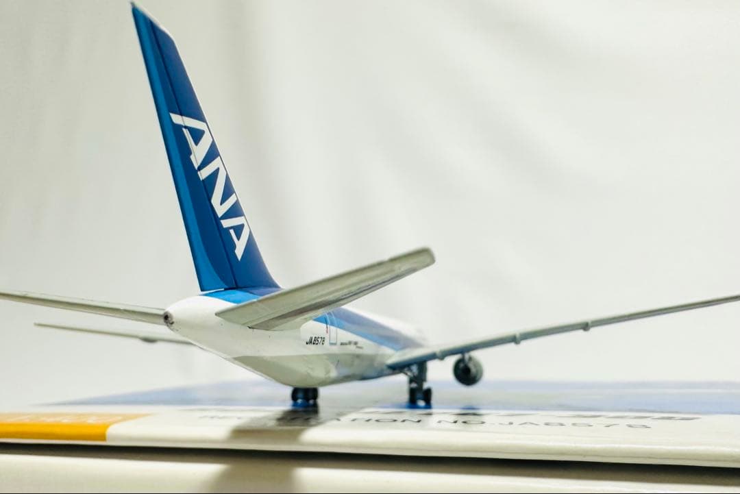 全日空商事1/400 ANA 767-300 モデル NH40016