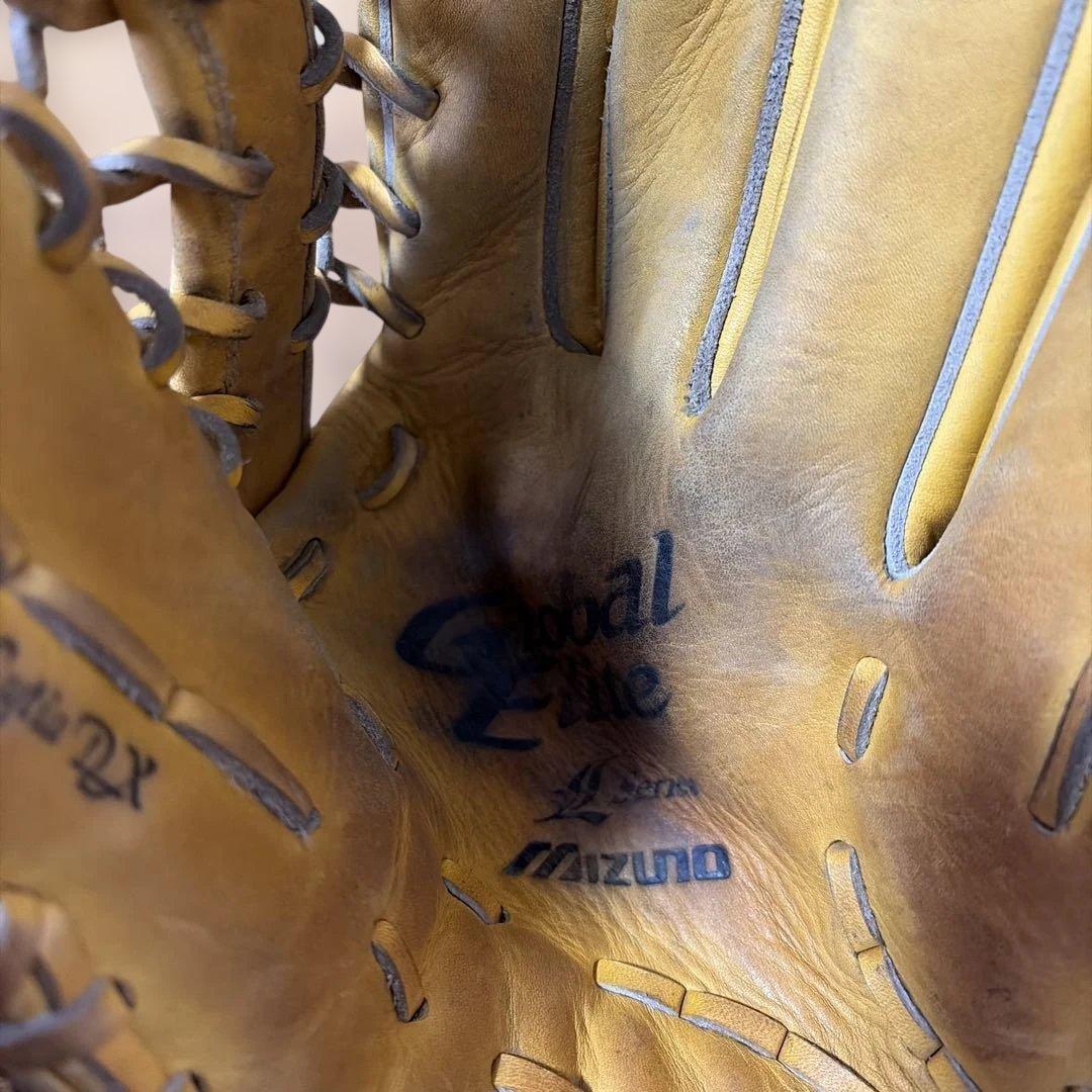 Mizuno Global Elite 軟式グローブ イエローブラウン
