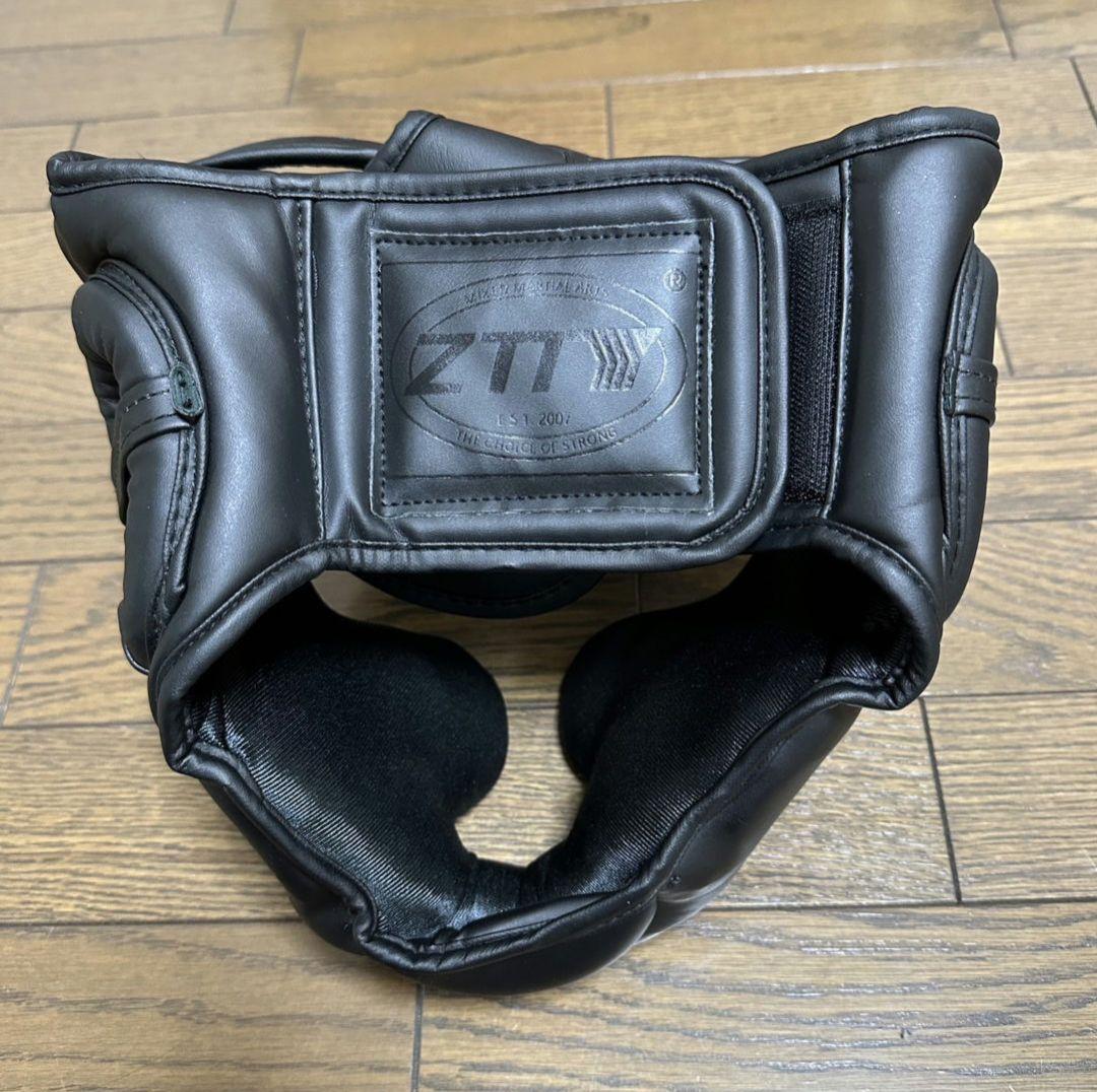 ヘッドギア　トレーニング　黒　ブラック　ボクシング
