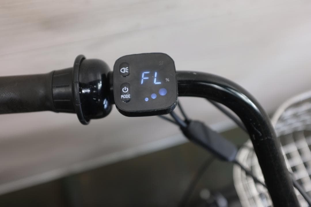 電動自転車BS BIKKE グリ　20インチ　3段　8.0Ah充電器あり