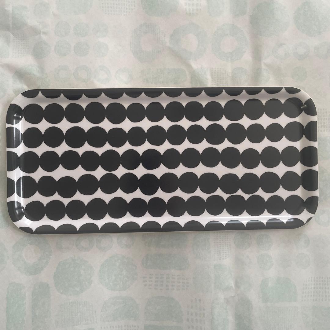 新品未使用　marimekko トレイ　ラシィマット
