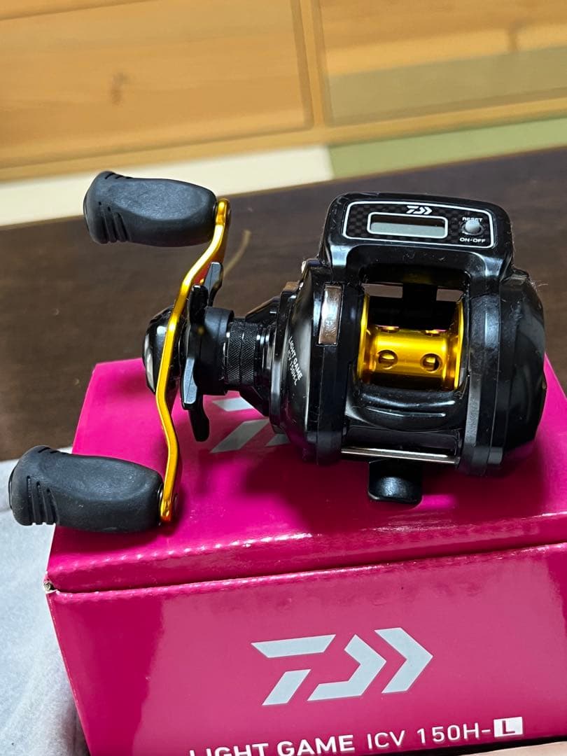 DAIWA LIGHT GAME ICV 150H-L リール