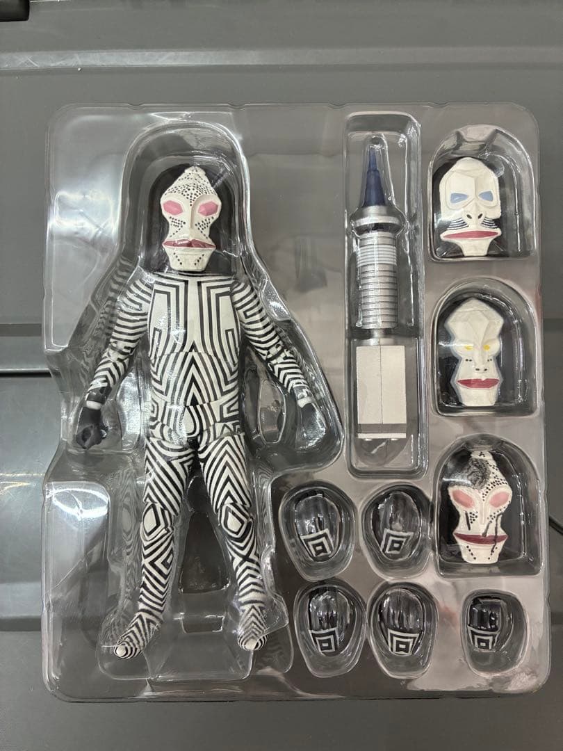 S.H.Figarts フィギュアーツ　ダダ