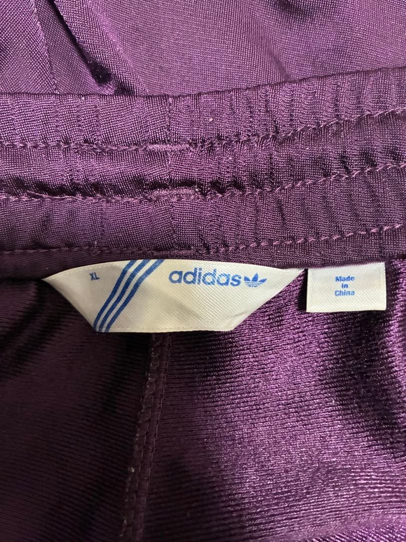 希少！　adidas 紫 ストライプ ジャージパンツ