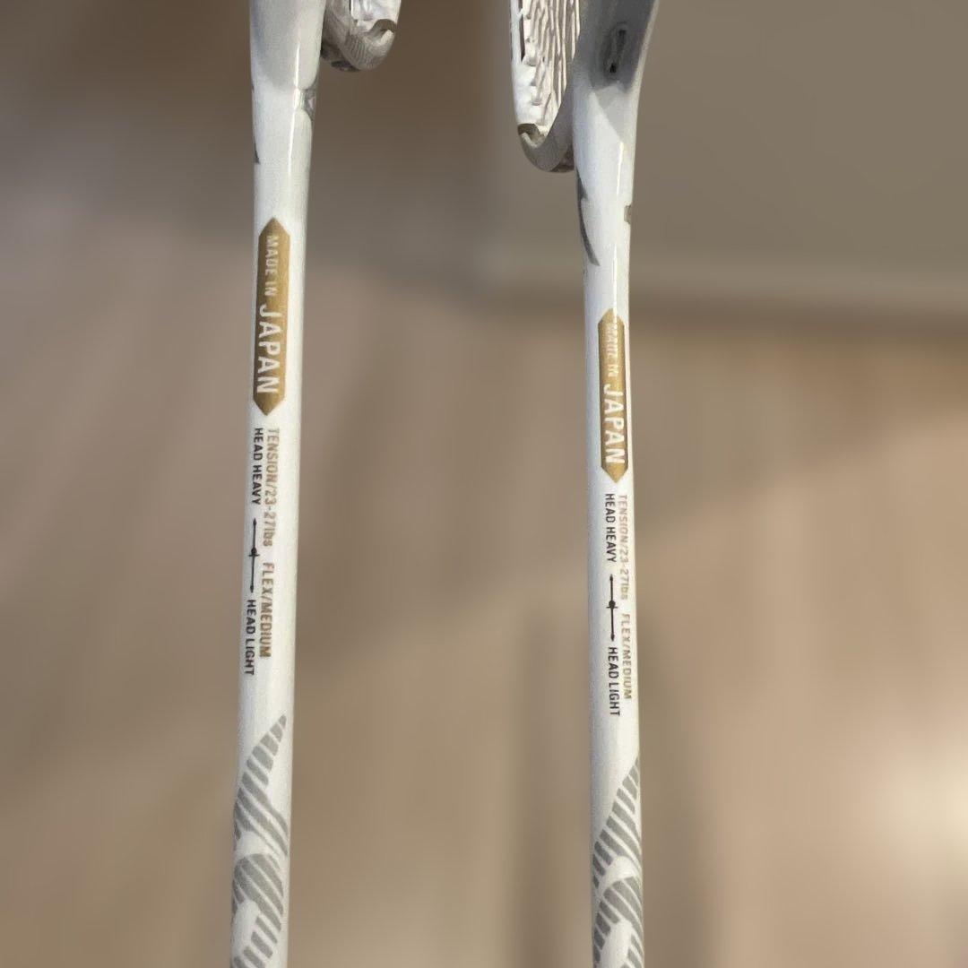 バドミントンラケット2本セット　アルティウス01 ALTIUS01feel