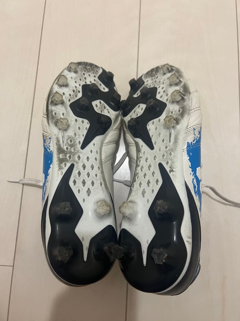 【美品】SFIDA サッカースパイク 27.5cmホワイト白