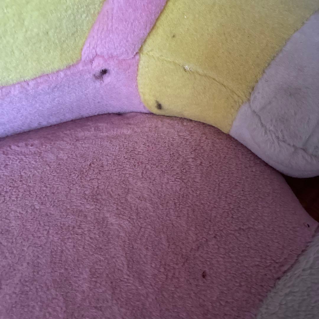 ハローキティ　椅子　 大きいぬいぐるみ ピンク・イエロー