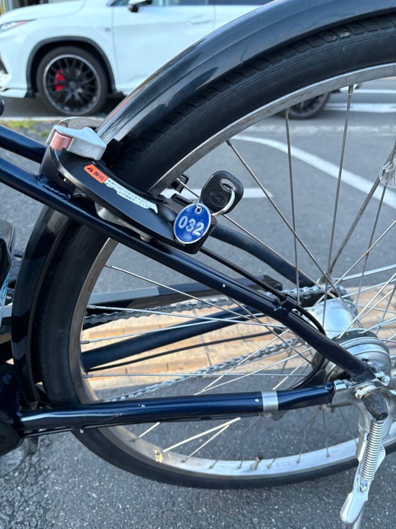 中古27インチ電動アシスト自転車　8.7Ah 大阪　032
