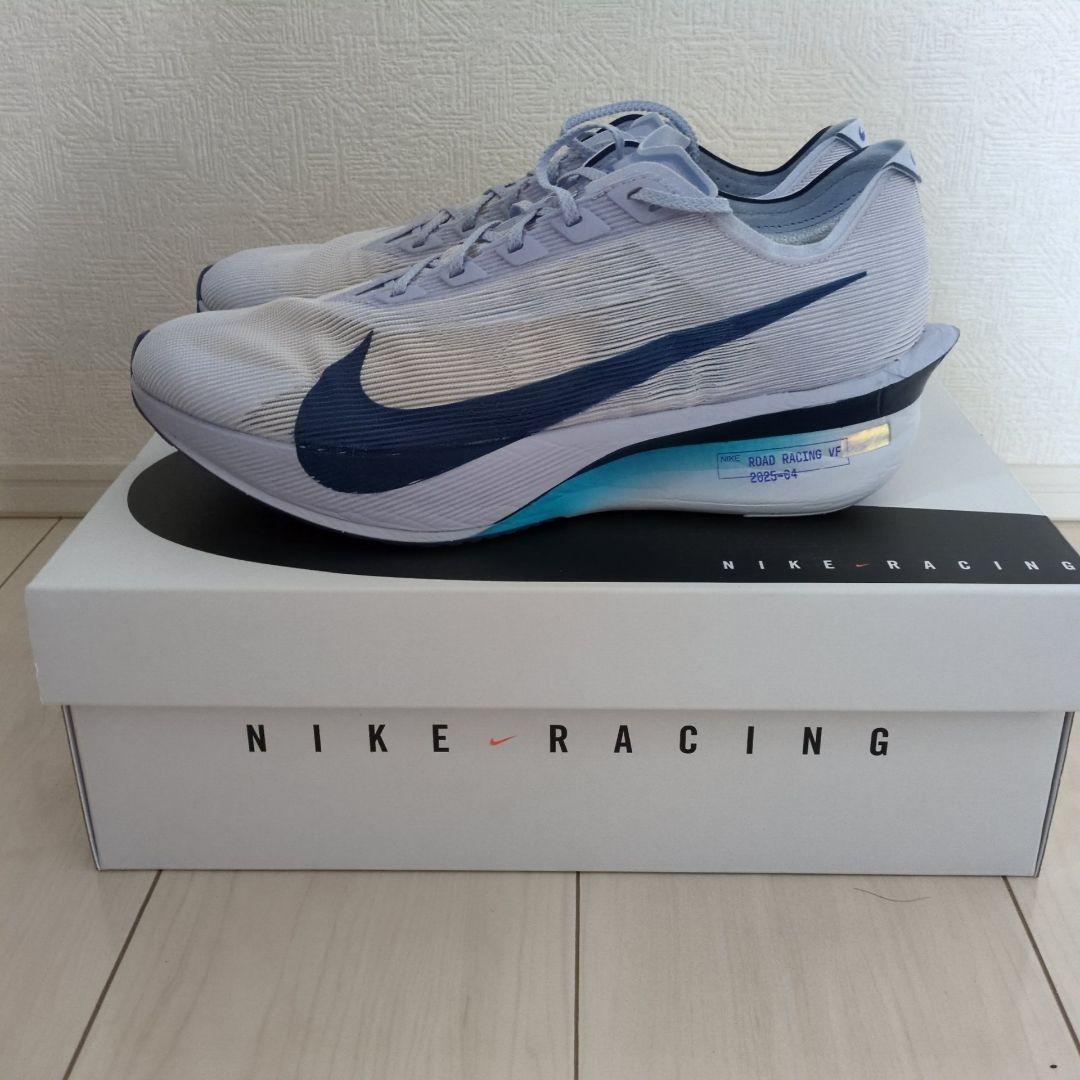 【完売超人気モデル】ナイキ ヴェイパーフライ4