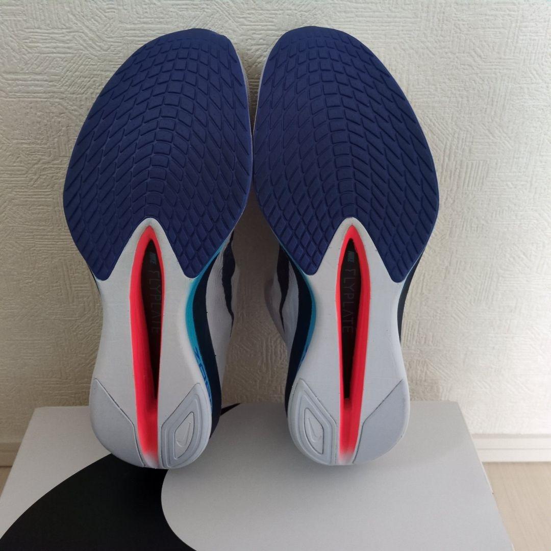 【完売超人気モデル】ナイキ ヴェイパーフライ4