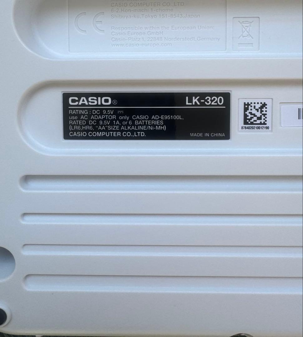 CASIO LK-320 光ナビゲーションキーボード 譜面台、マイク付き