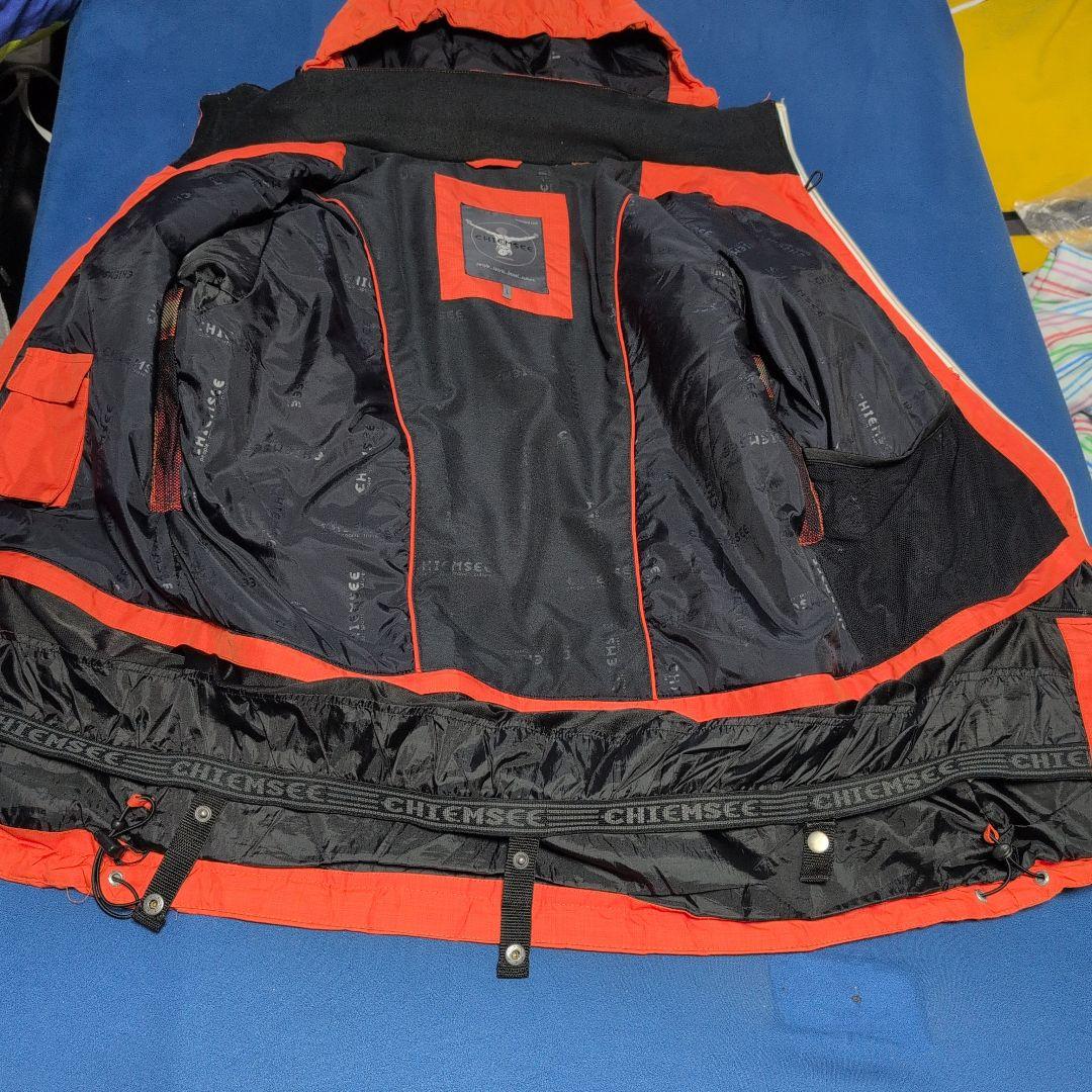 CHIEMSEE(キムジー)メンズスノージャケット中古Lサイズ