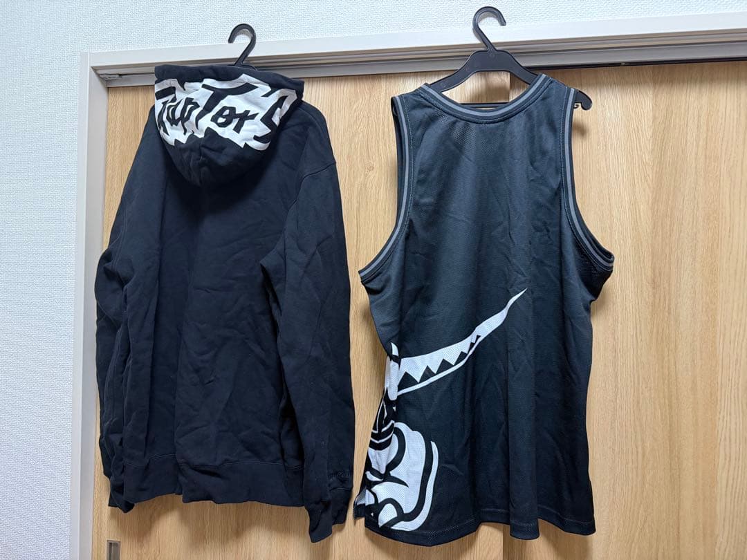 恐竜グラフィック フーディ＆タンクトップ 2XL