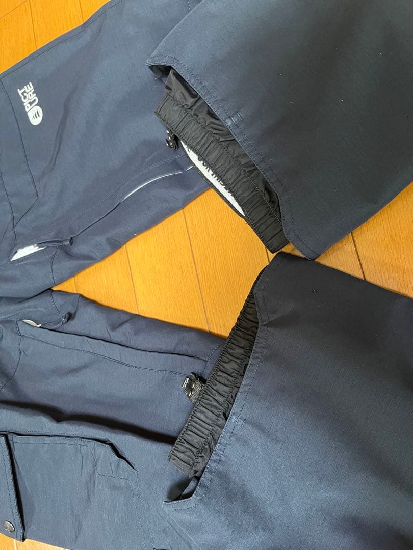 スノーボードウエア　Picture Jacket とpantsのセット