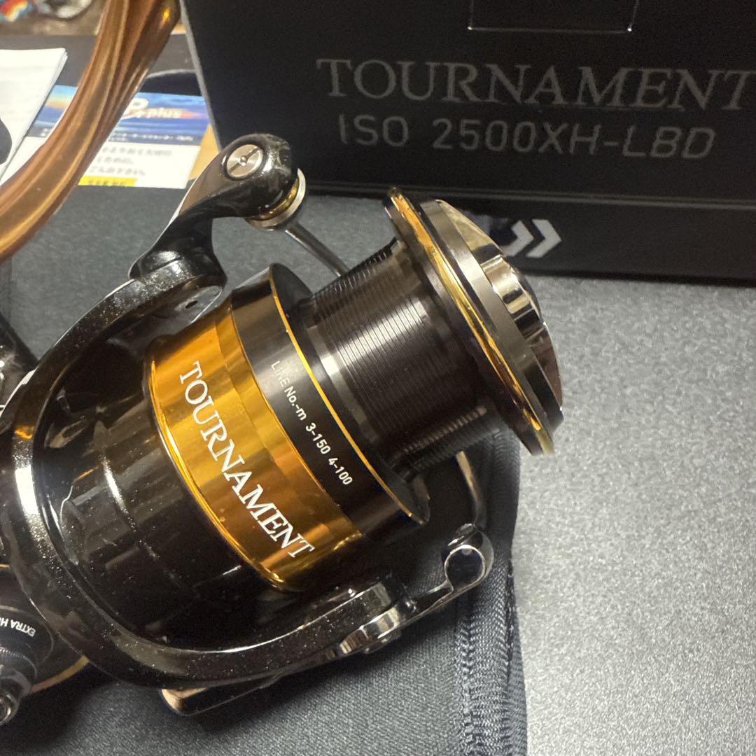 ◯ダイワ 22TOURNAMENT ISO 2500XH-LBD◯中古美品◯