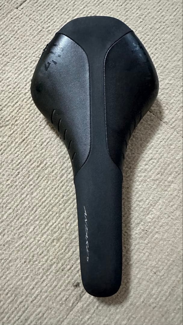 【最終値下】Fizik Antares R1 サドル　カーボン
