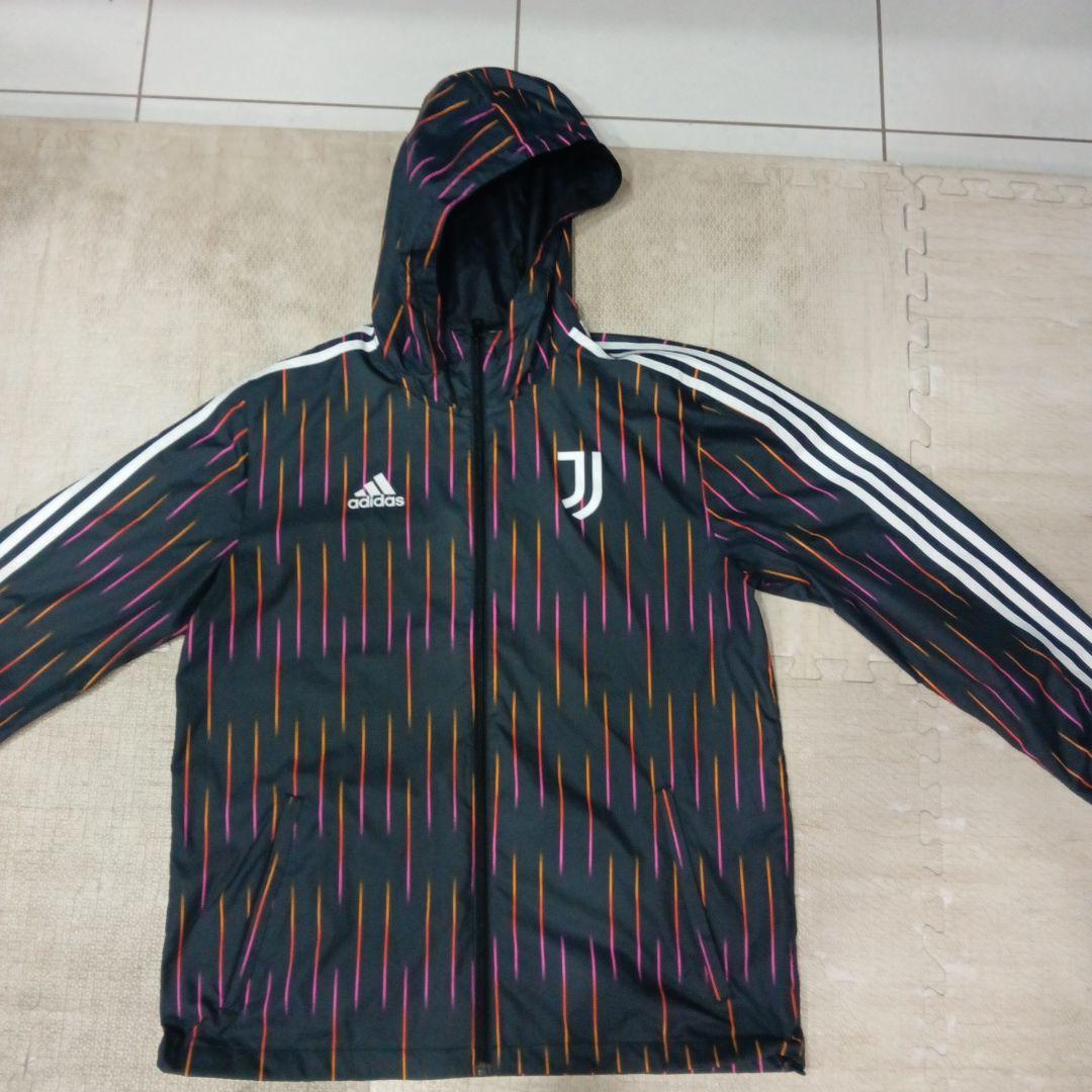 adidas Juventus ピステ・ウィンドブレーカーＬサイズ